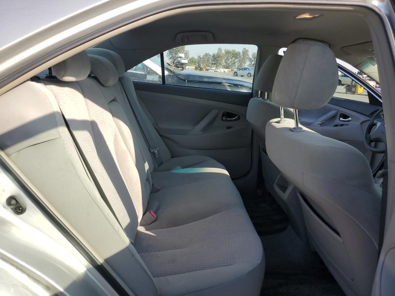 2010 TOYOTA CAMRY