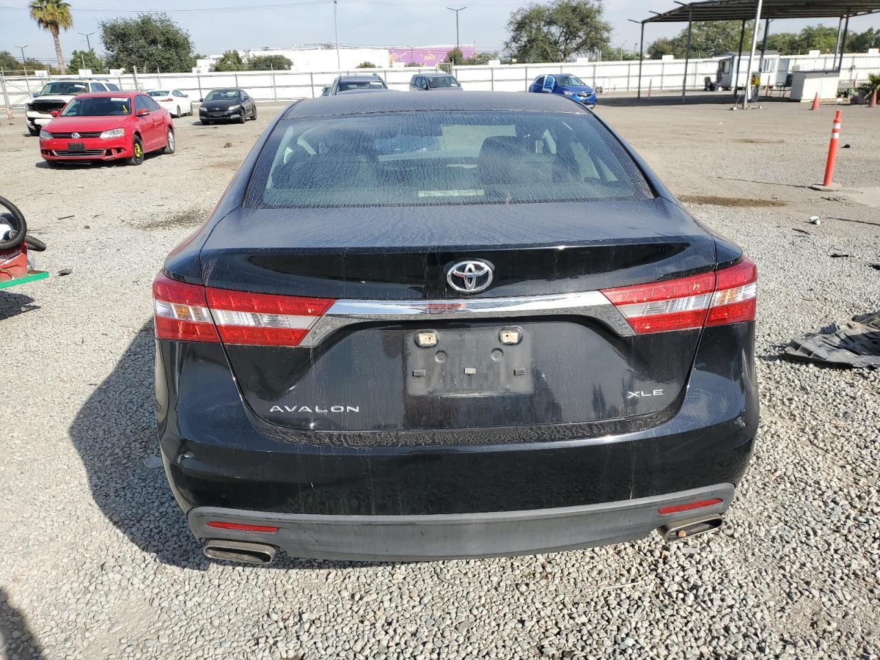 2013 TOYOTA Avalon