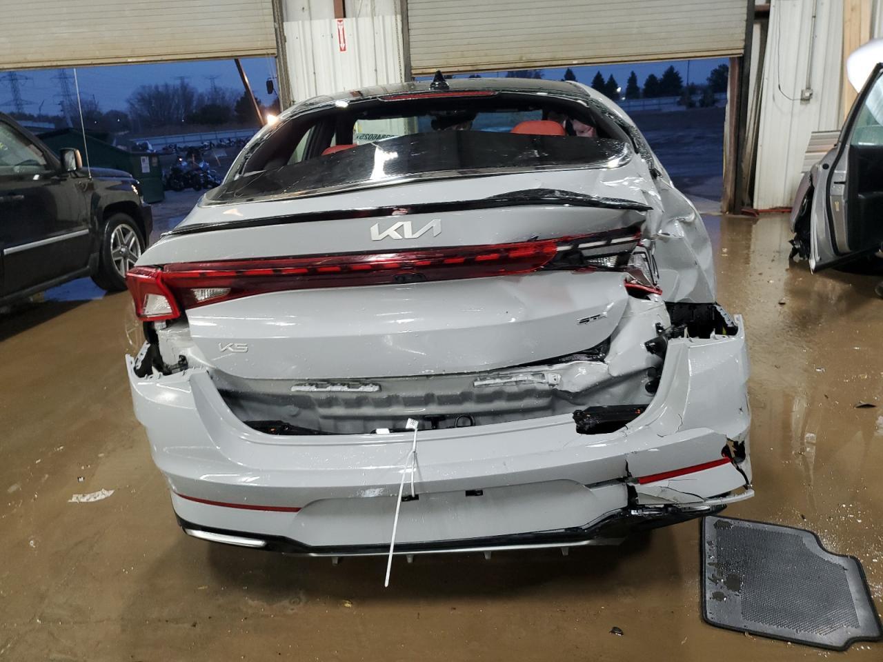 2024 KIA K5