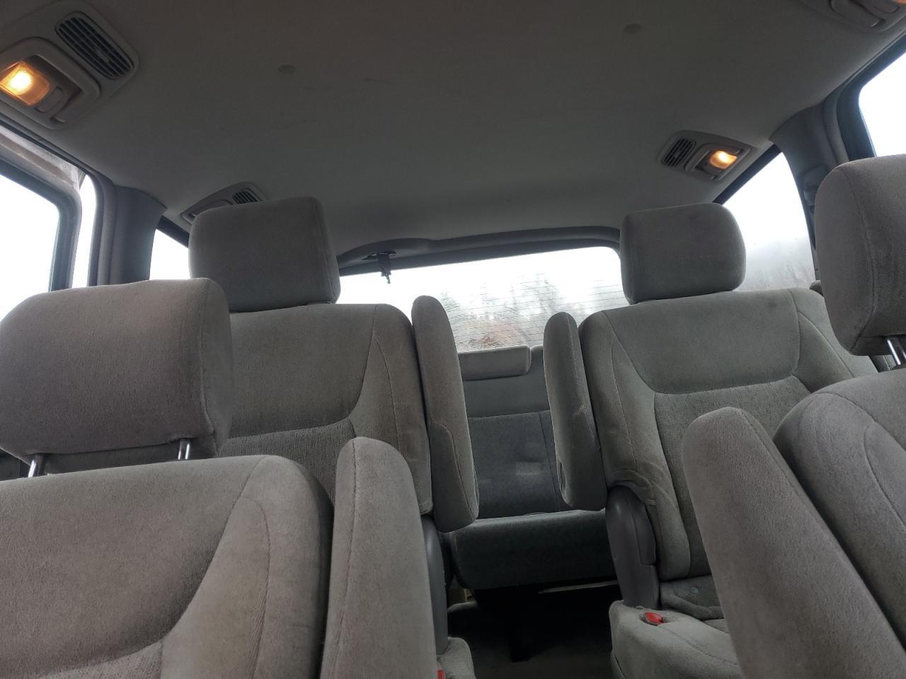 2005 TOYOTA SIENNA