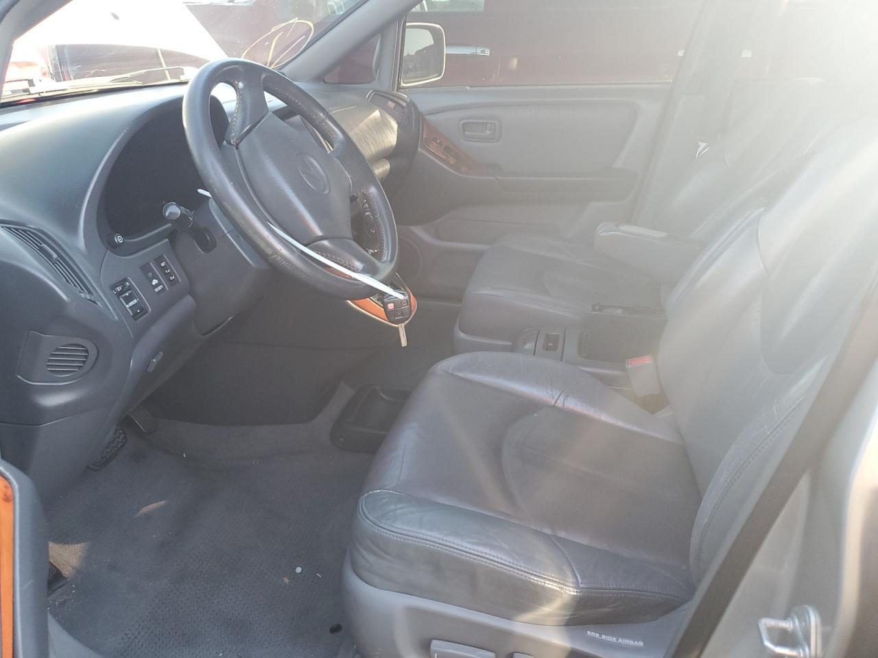 2000 LEXUS Rx 300