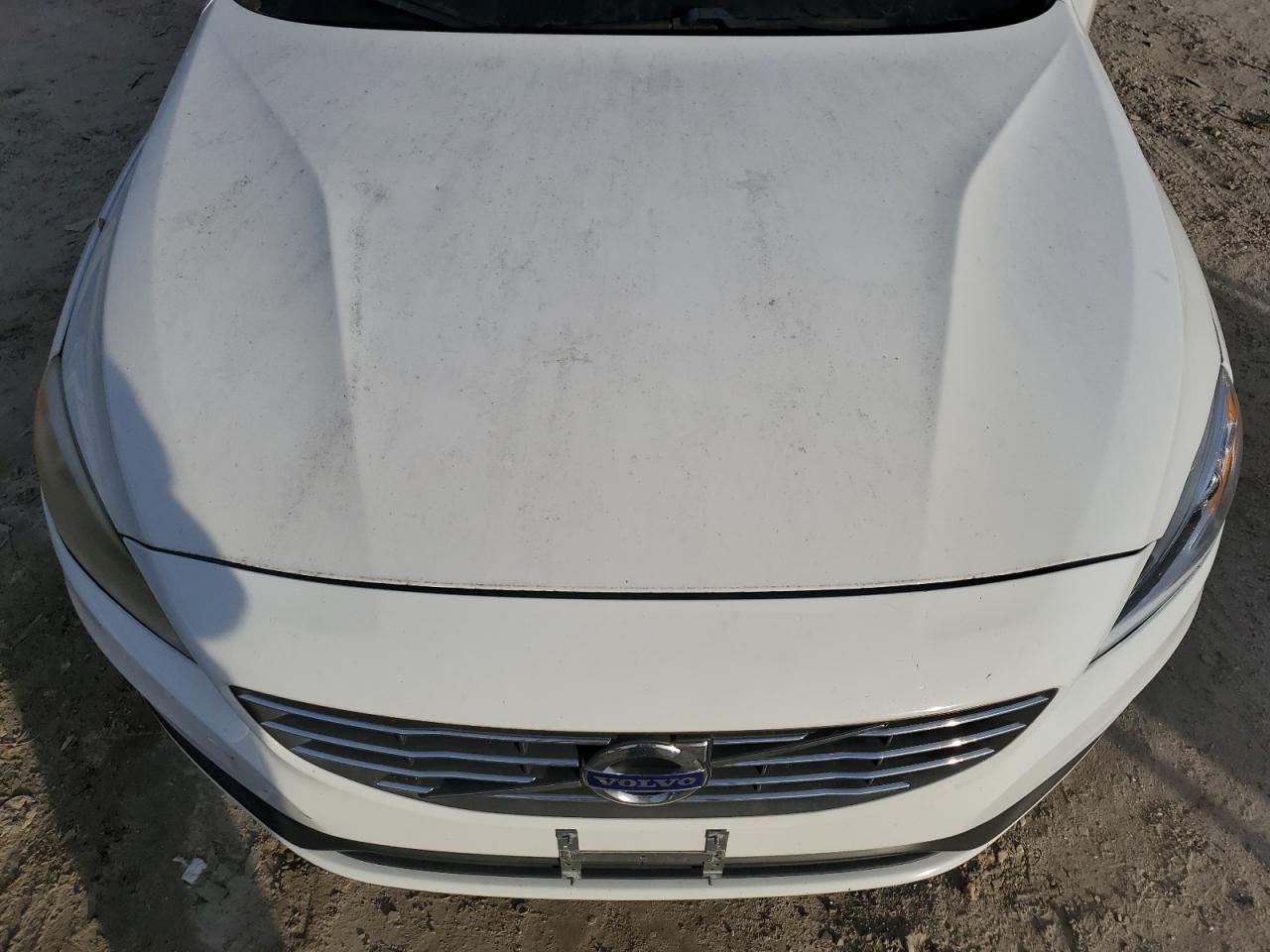 2014 VOLVO S60