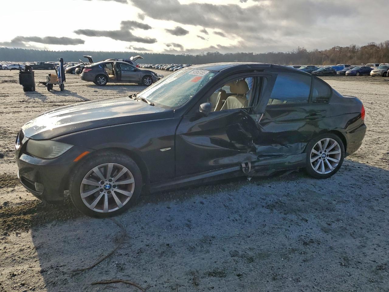 2011 BMW 3 SERIES