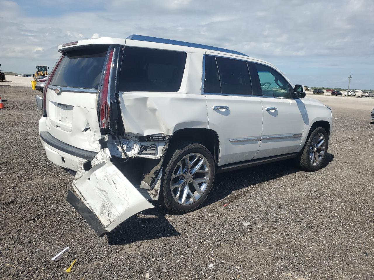 2017 CADILLAC ESCALADE