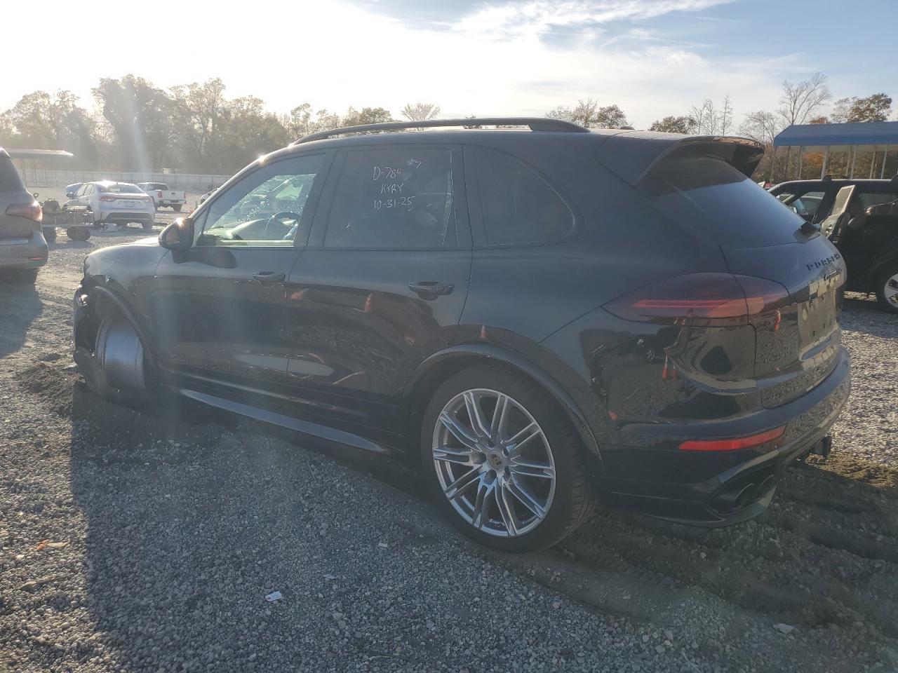 2018 PORSCHE CAYENNE