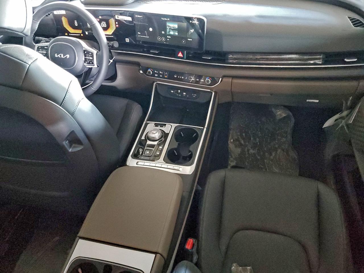 2025 KIA Carnival
