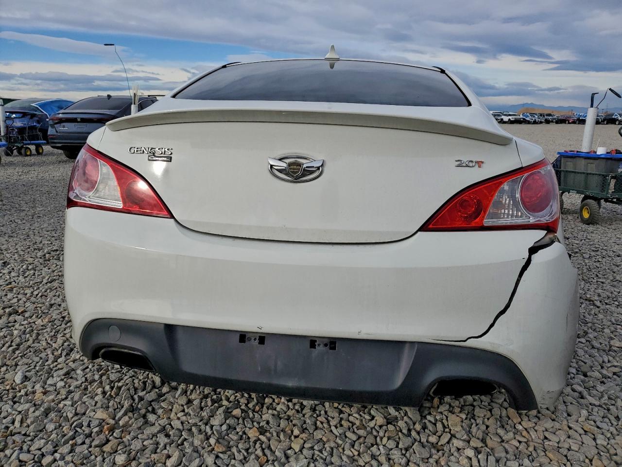 2010 HYUNDAI GENESIS