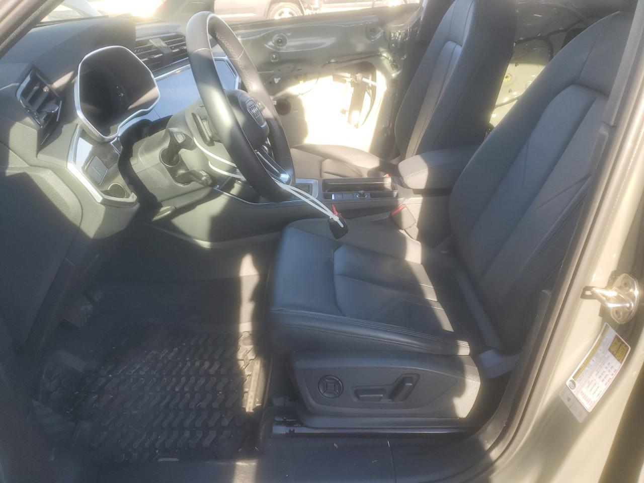 2022 AUDI Q3