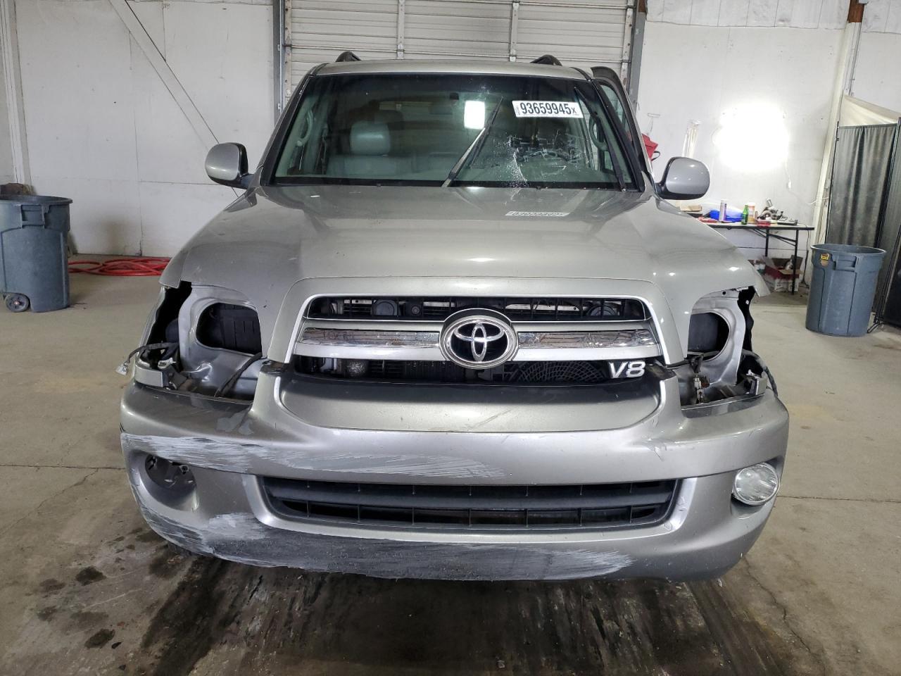 2006 TOYOTA Sequoia
