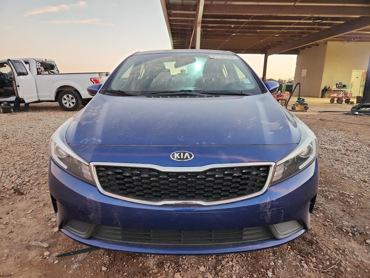 2017 KIA FORTE