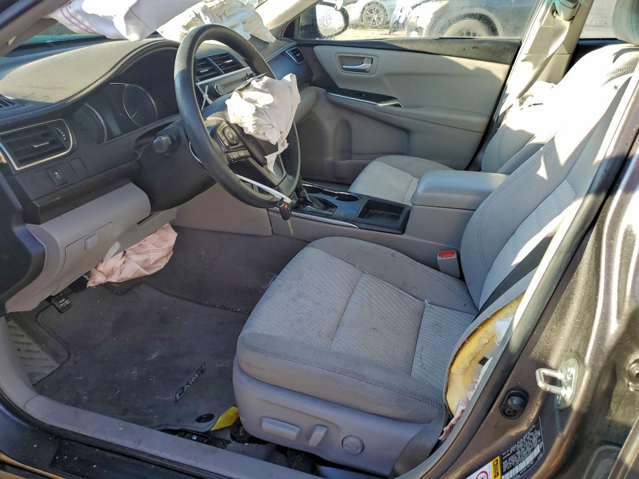 2016 TOYOTA CAMRY