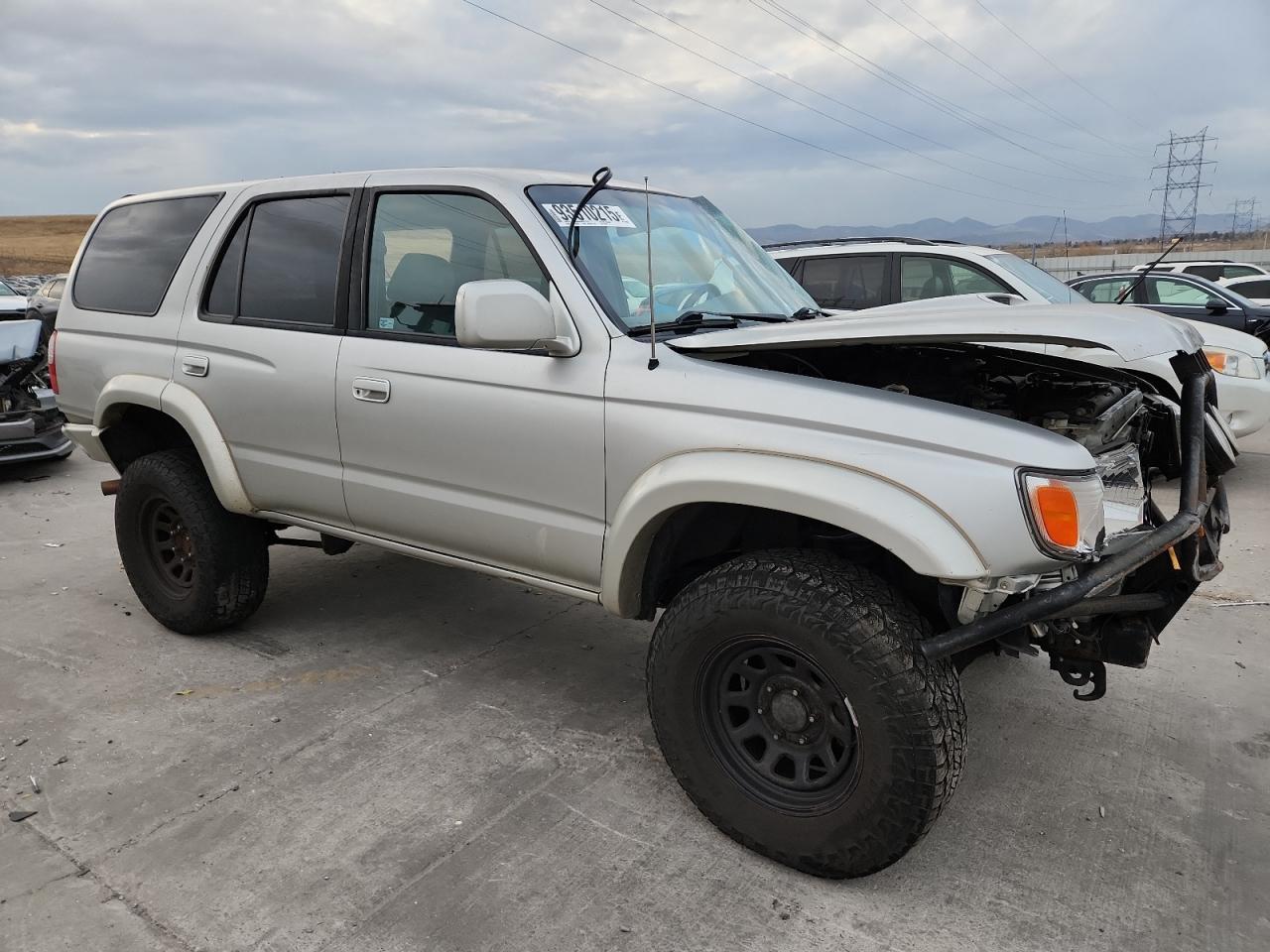 2000 TOYOTA 4Runner