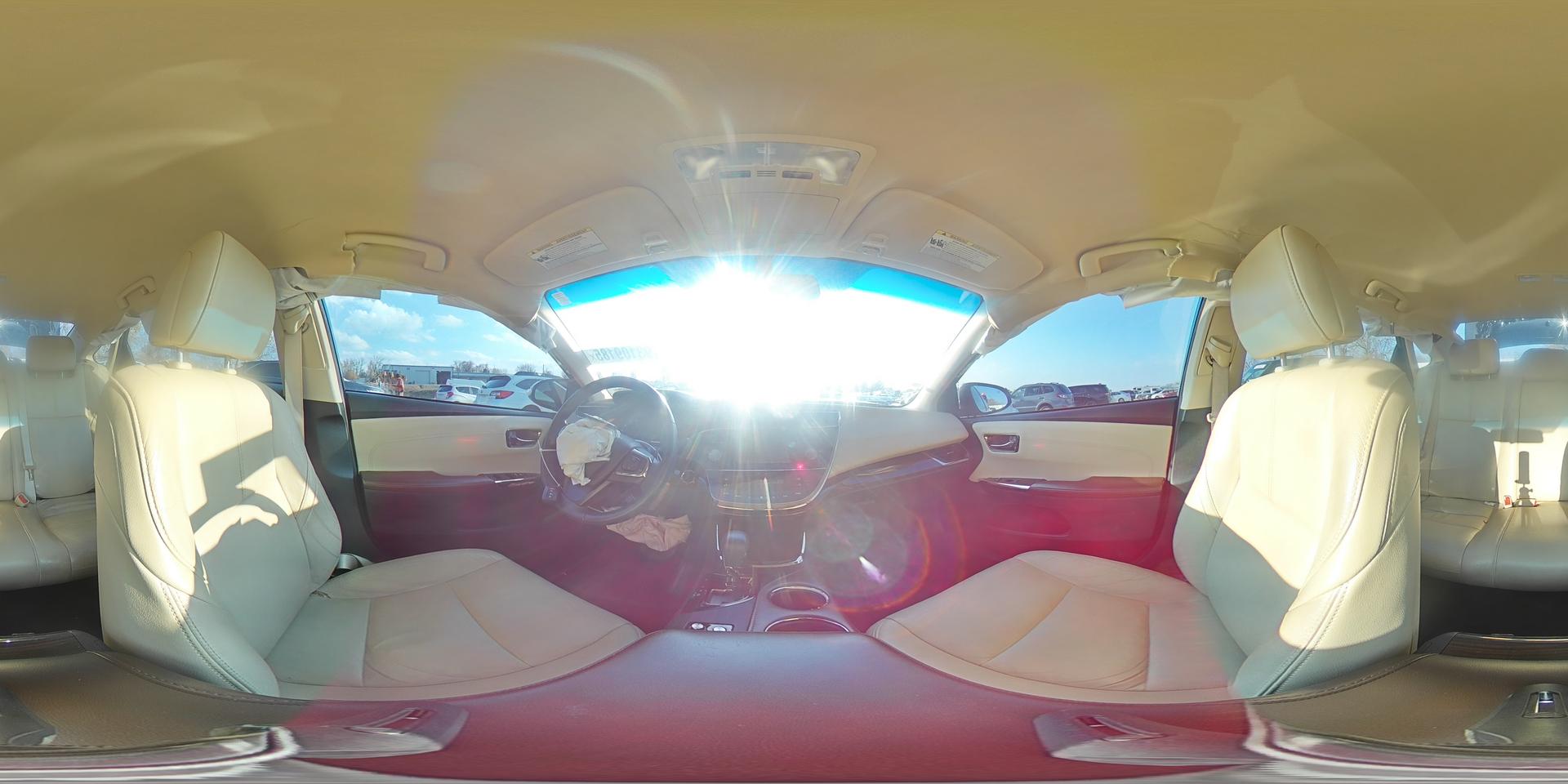2015 TOYOTA Avalon