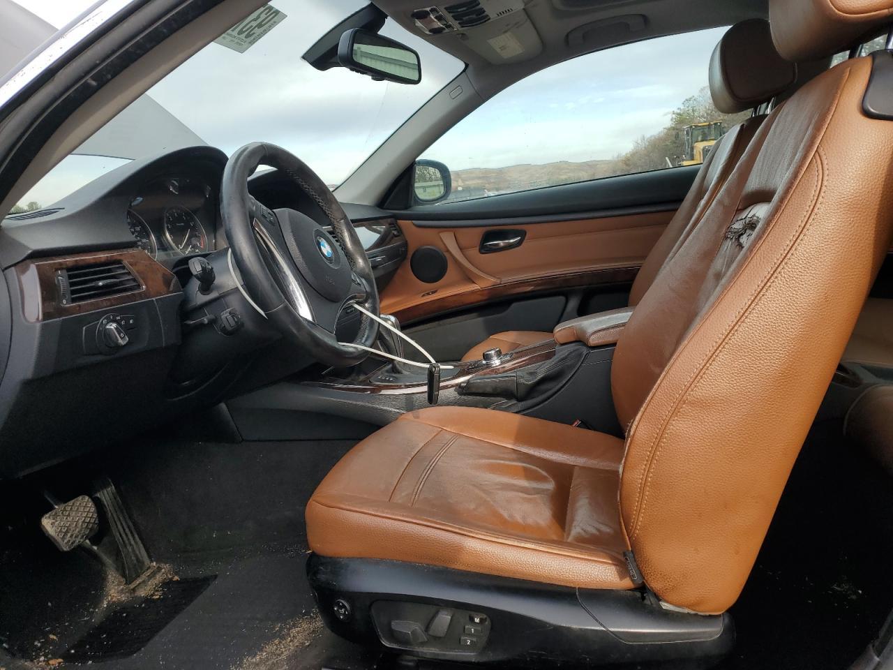 2011 BMW 3 SERIES