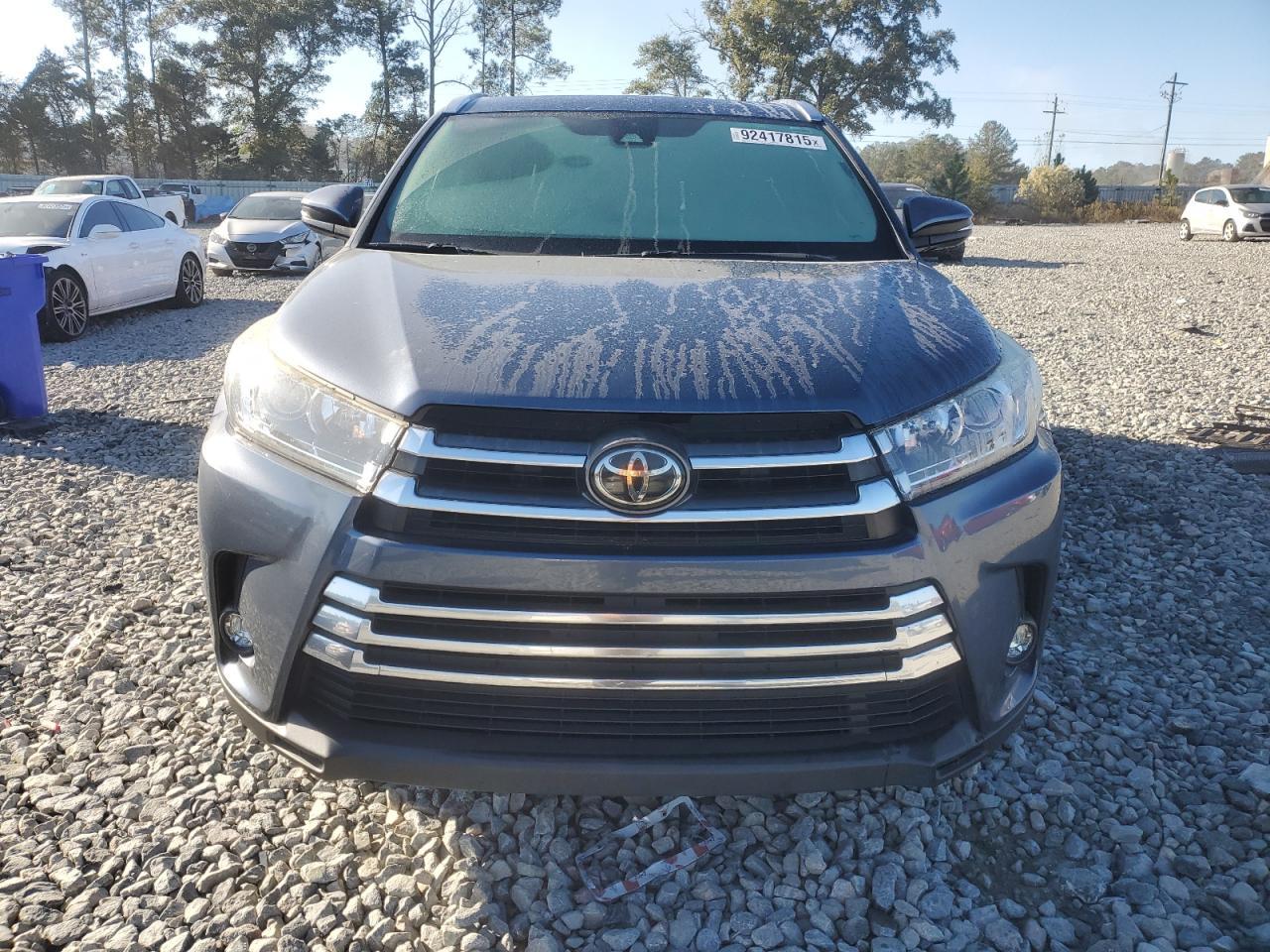 2017 TOYOTA HIGHLANDER