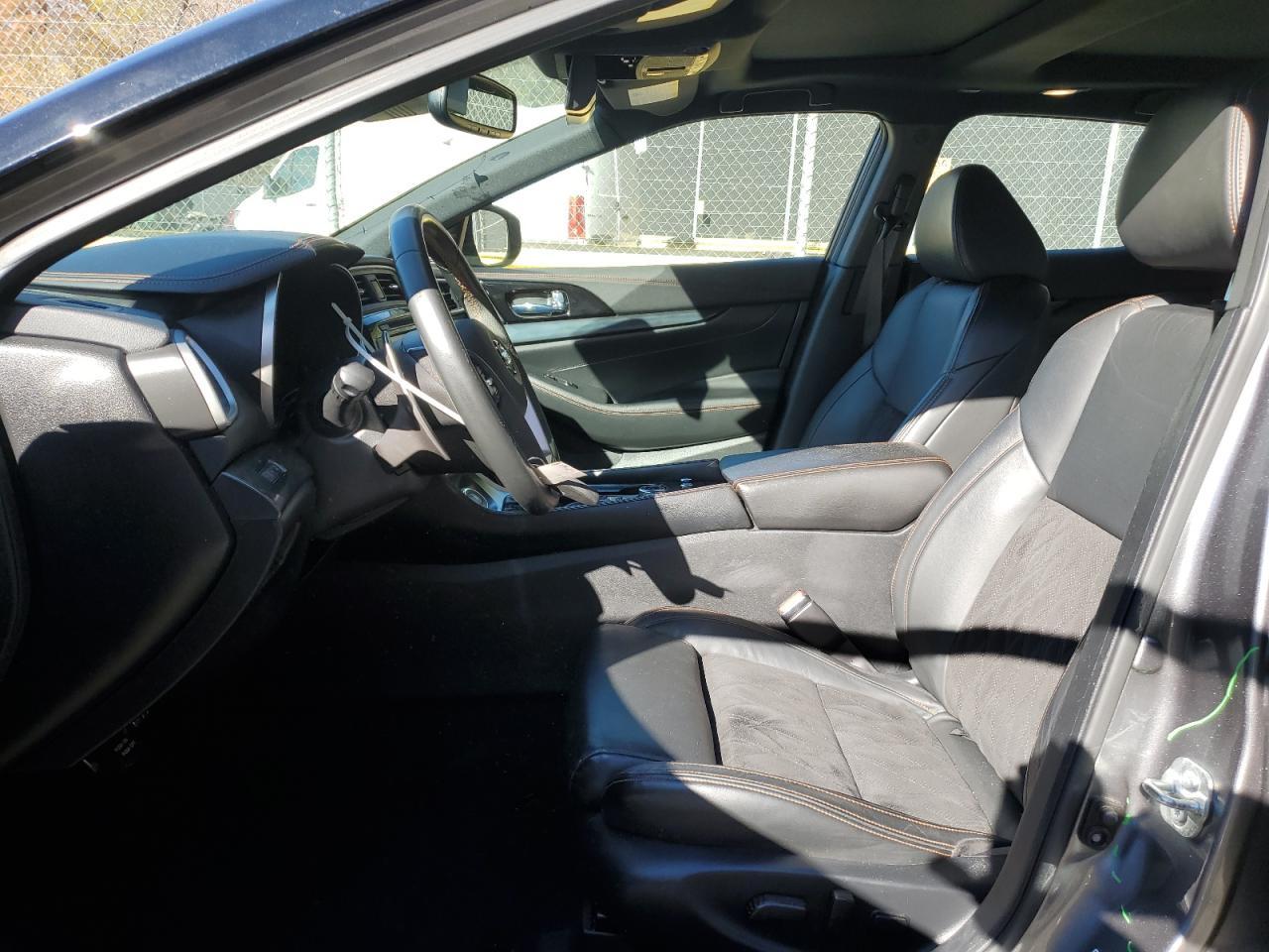 2021 NISSAN Maxima