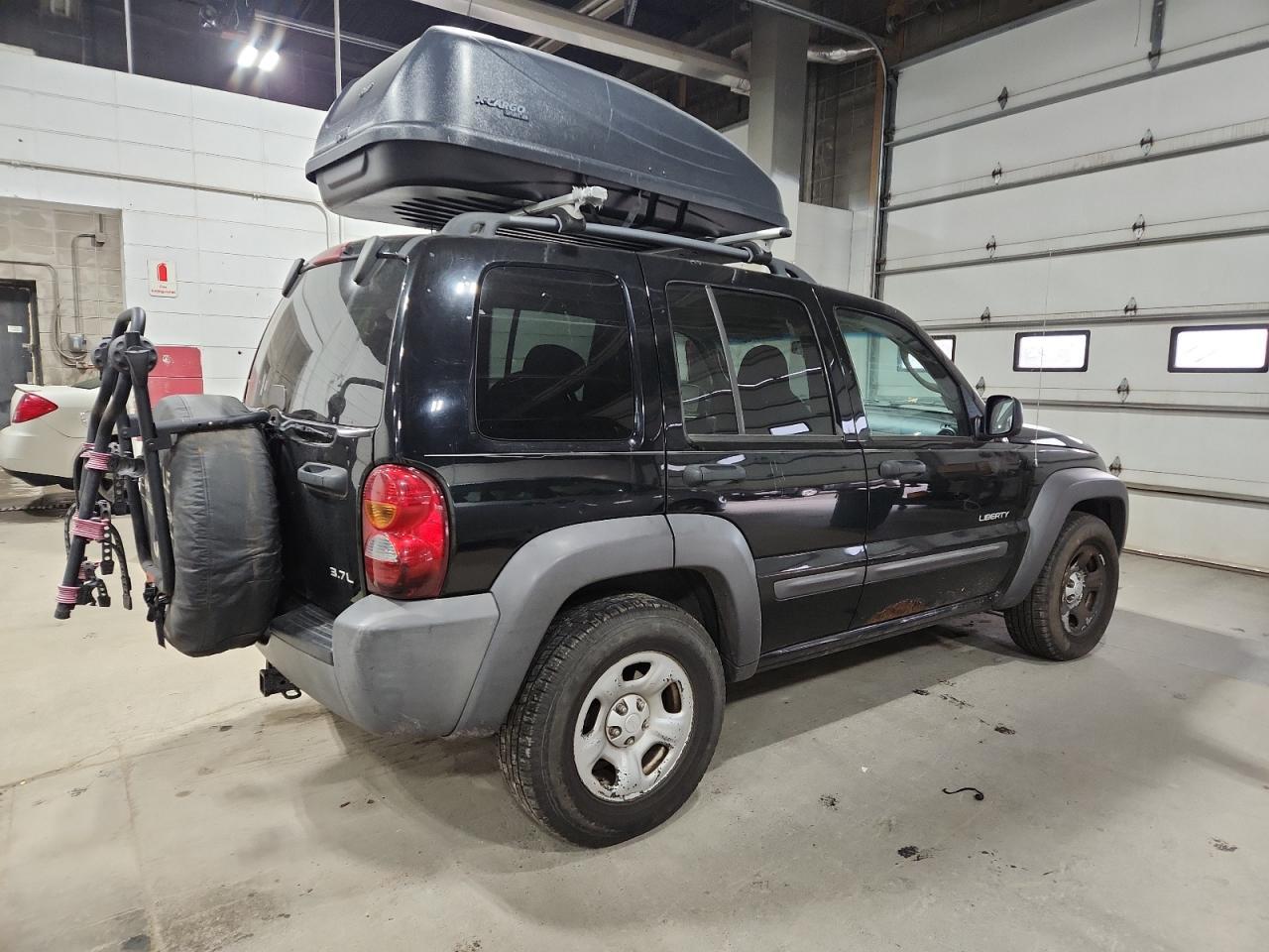 2004 JEEP Liberty
