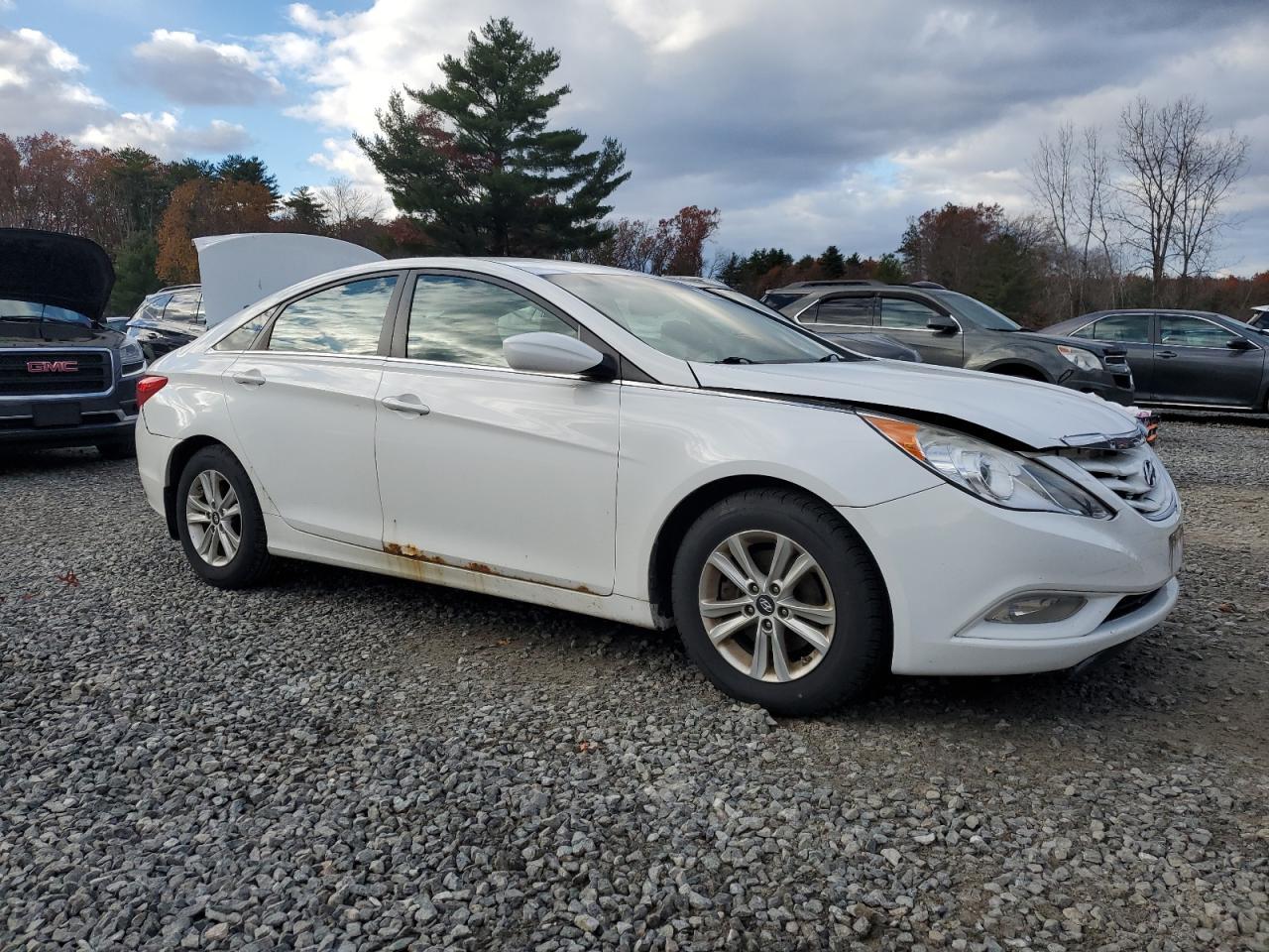 2013 HYUNDAI SONATA
