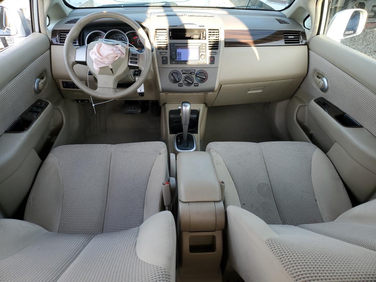 2010 NISSAN VERSA