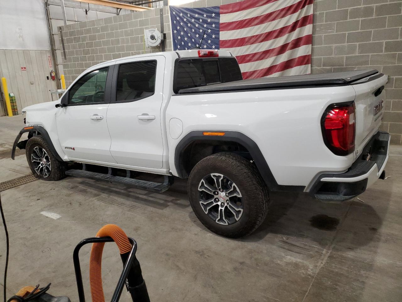 2025 GMC CANYON