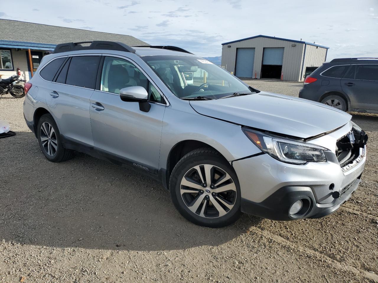 2019 SUBARU Outback