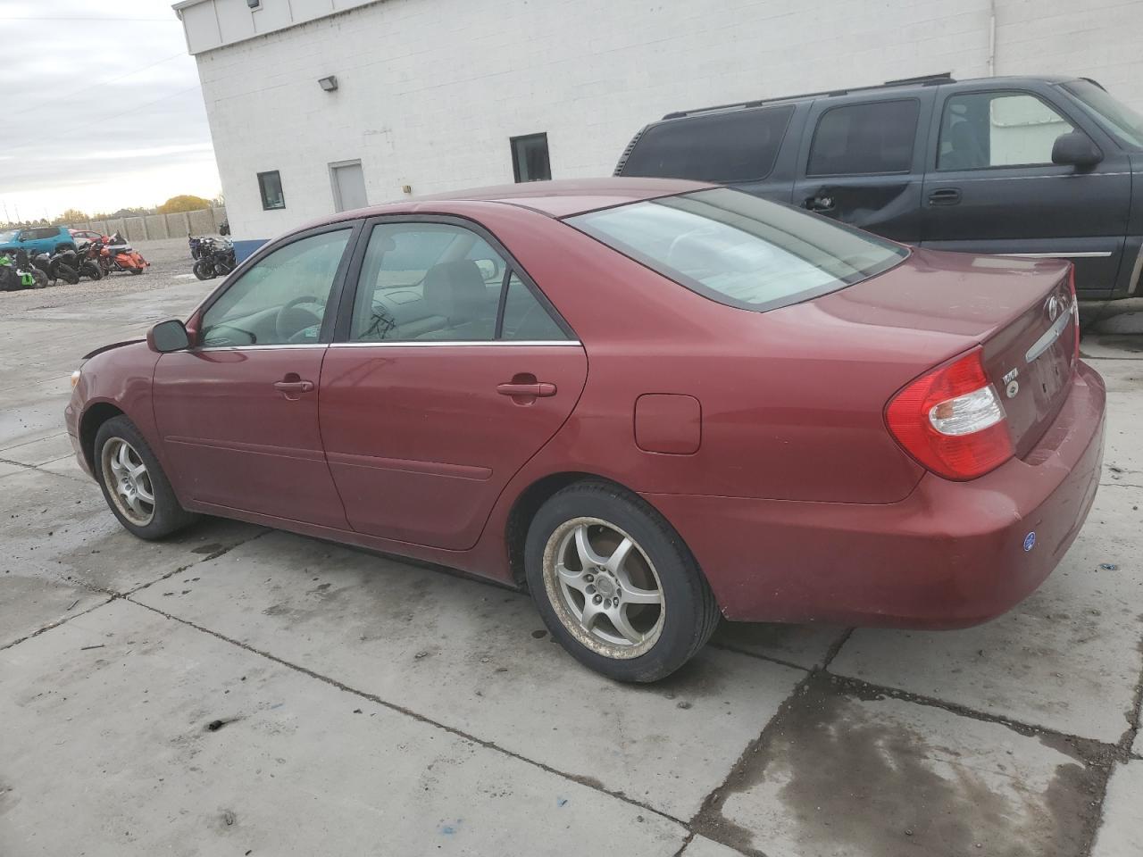 2002 TOYOTA CAMRY