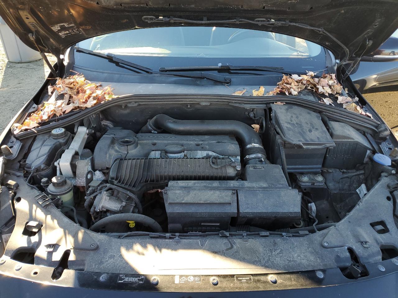 2013 VOLVO S60