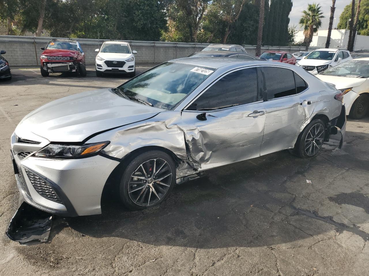 2024 TOYOTA CAMRY