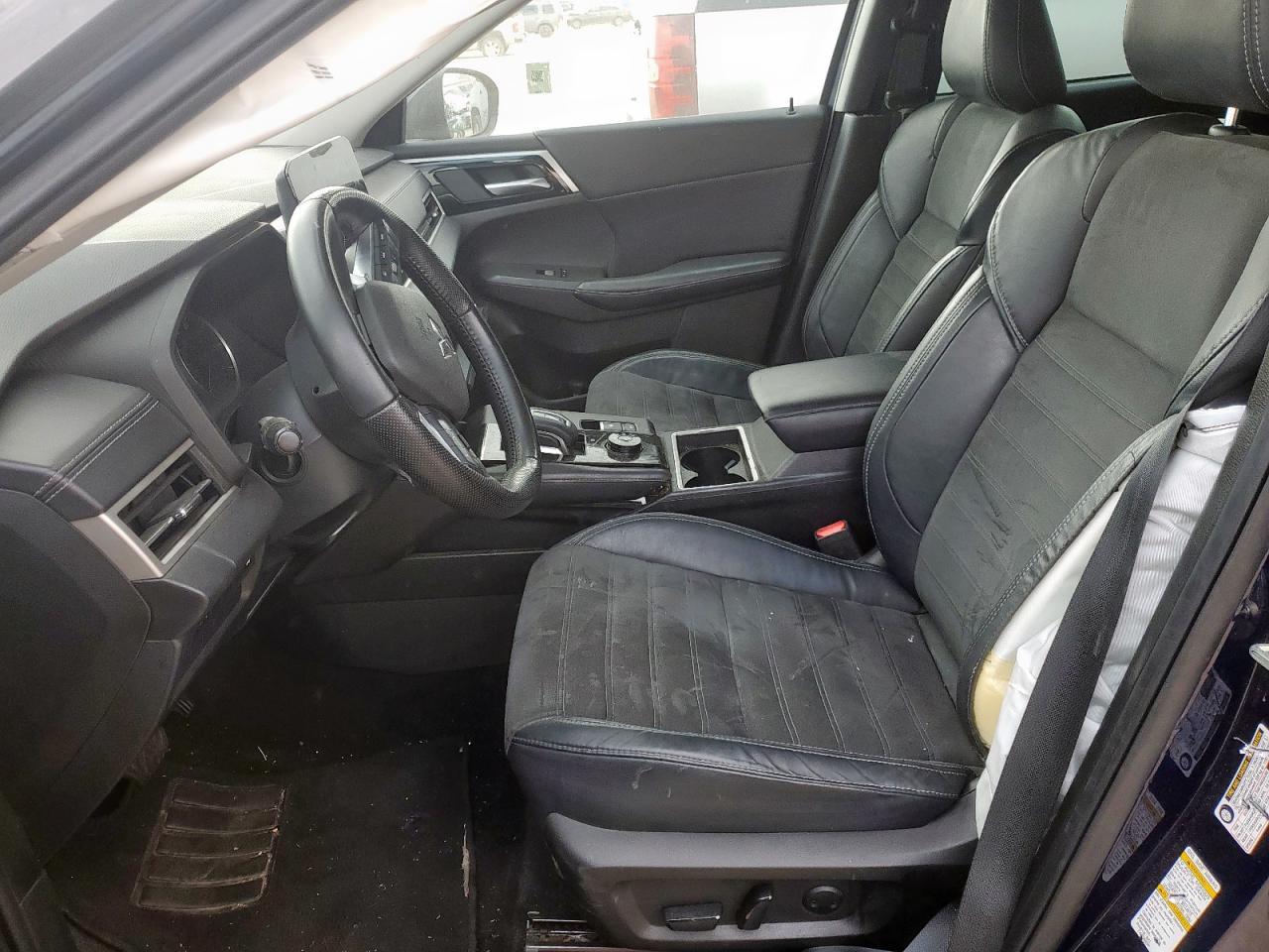 2022 MITSUBISHI outlander