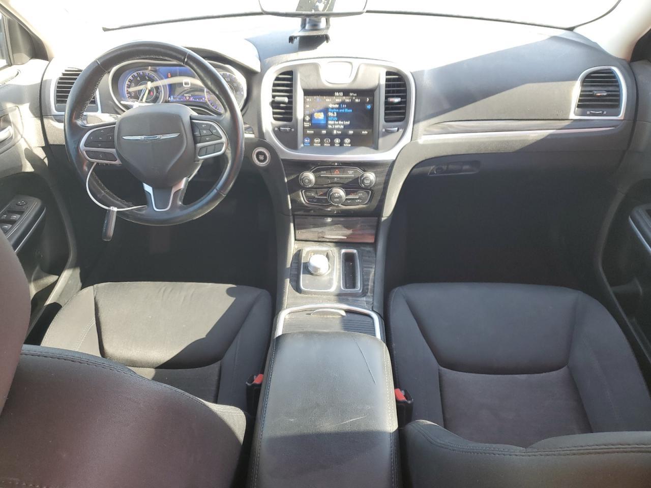 2022 CHRYSLER 300