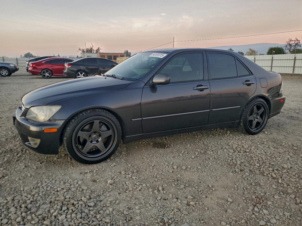 2004 LEXUS IS 300