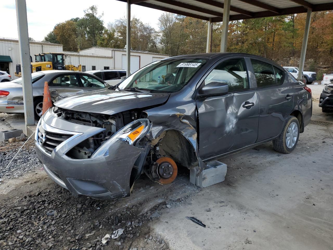 2018 NISSAN VERSA