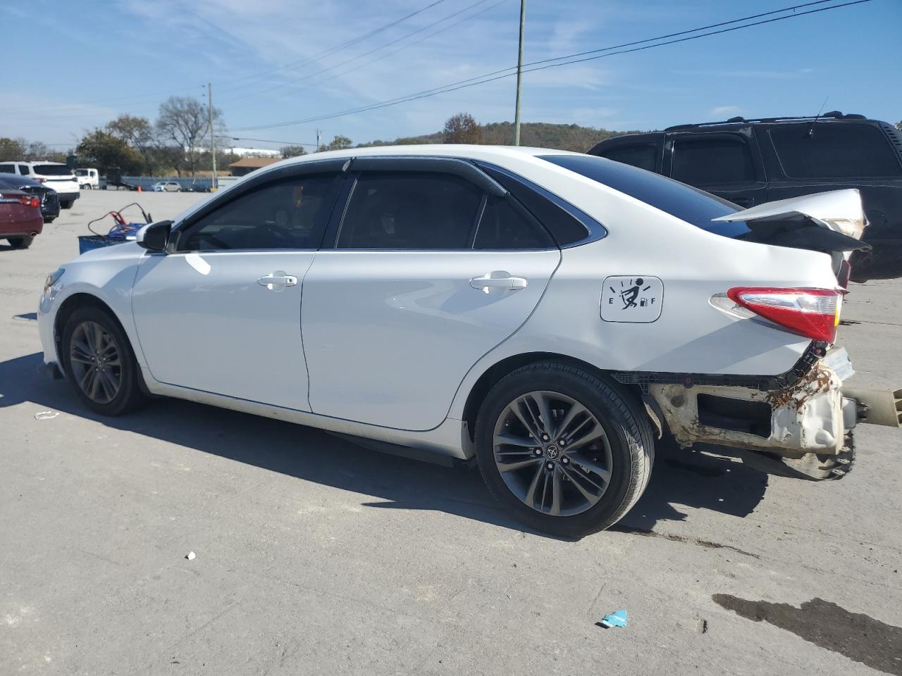 2016 TOYOTA CAMRY
