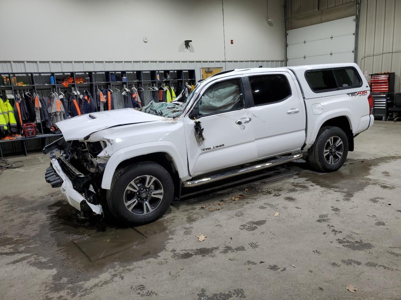 2016 TOYOTA TACOMA