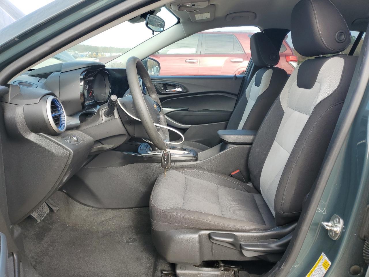 2025 CHEVROLET TRAX