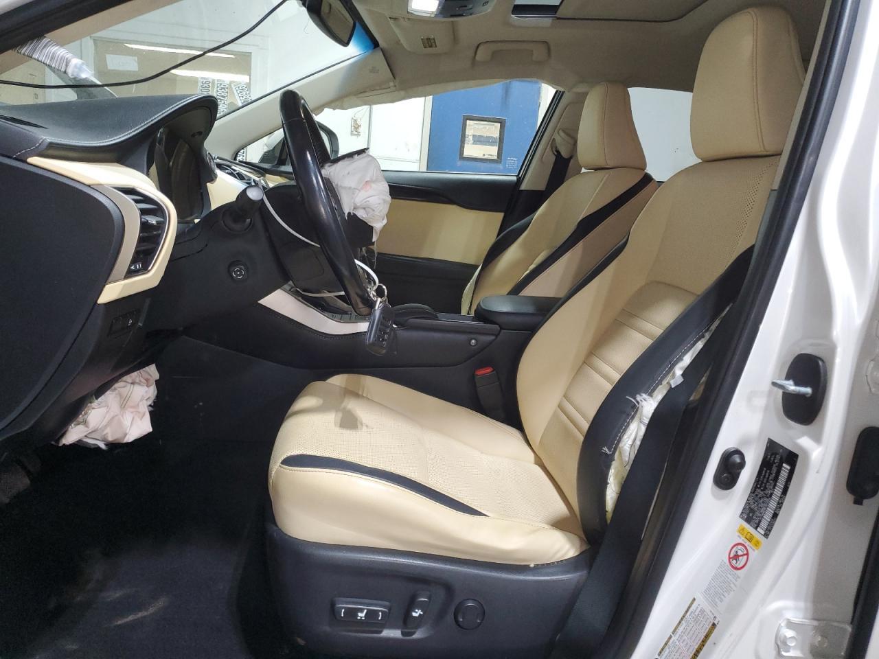 2015 LEXUS NX 200T
