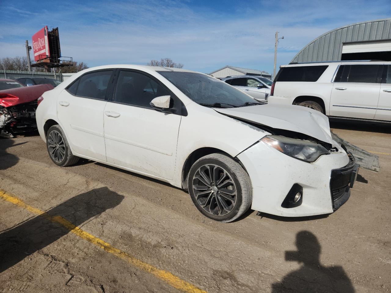 2015 TOYOTA COROLLA