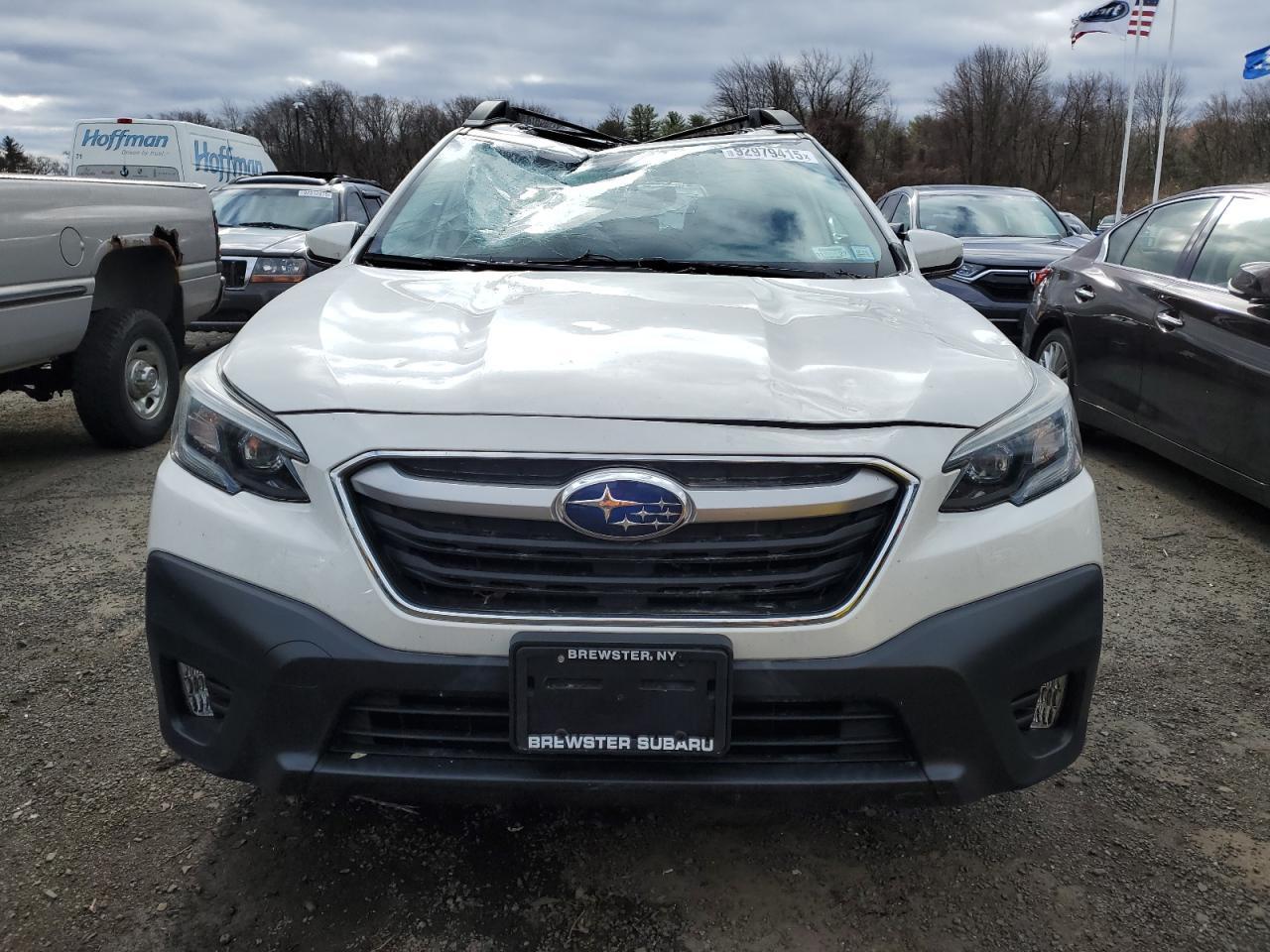 2021 SUBARU Outback