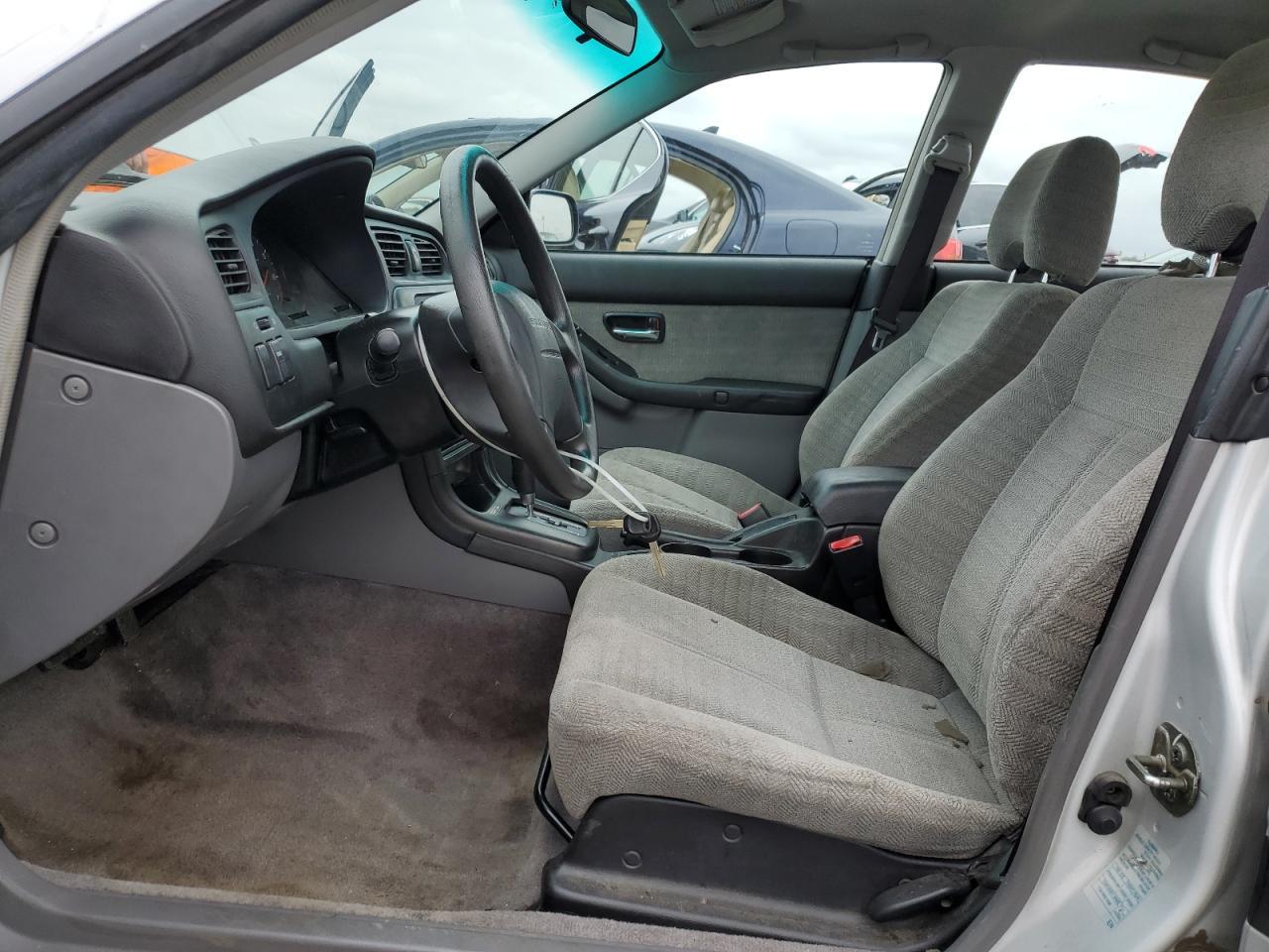 2002 SUBARU Legacy