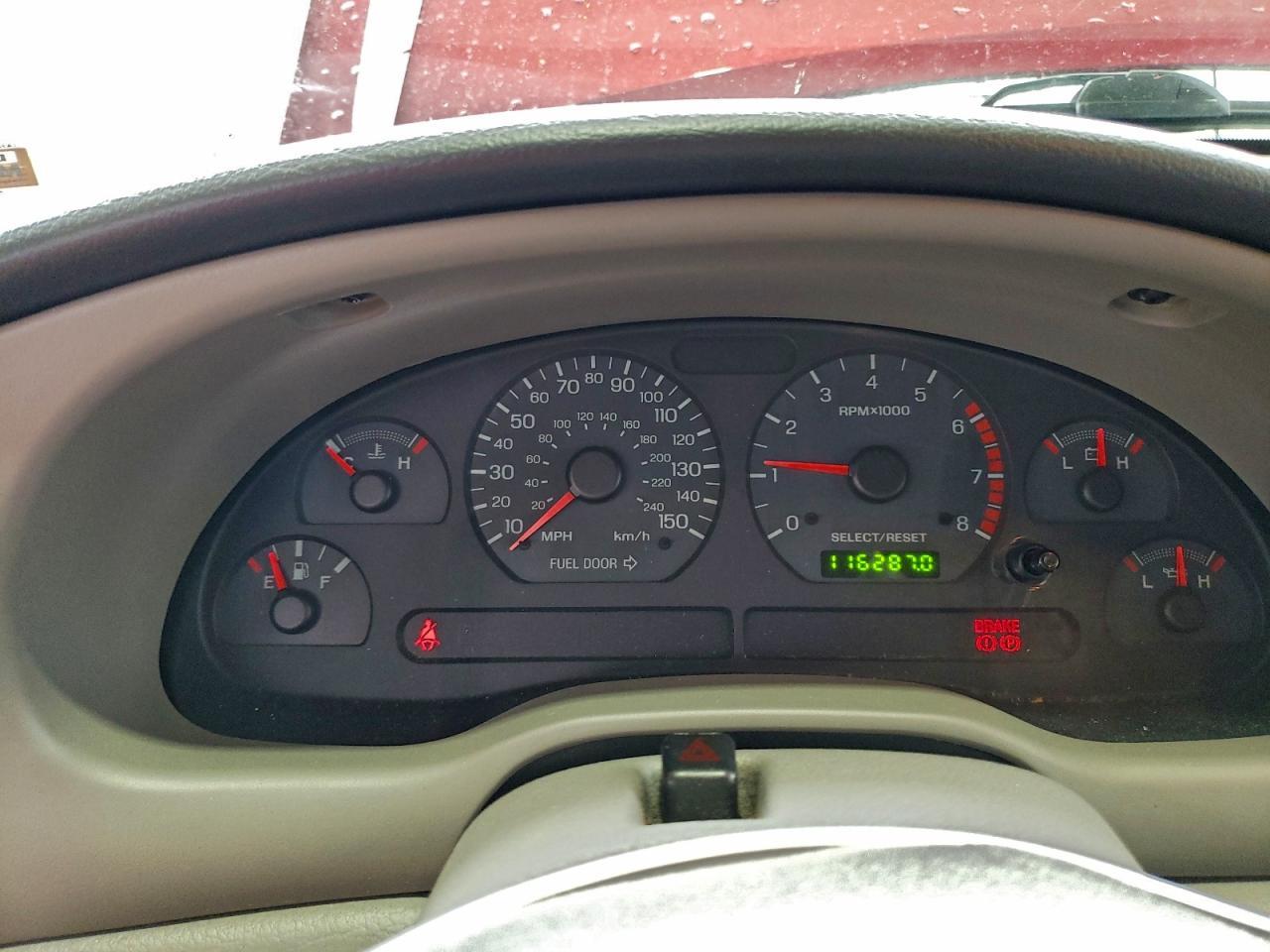 2004 FORD MUSTANG