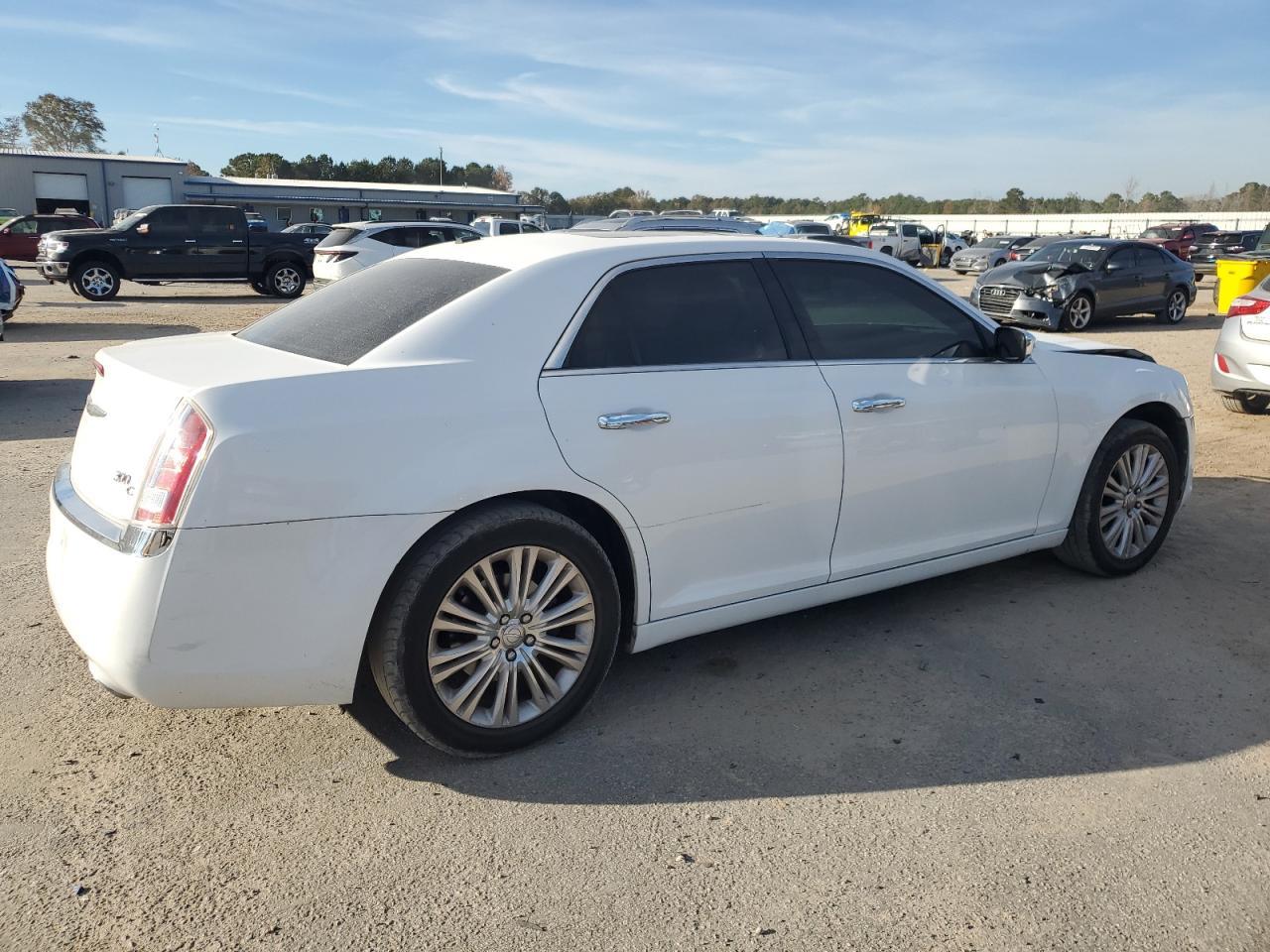2013 CHRYSLER 300