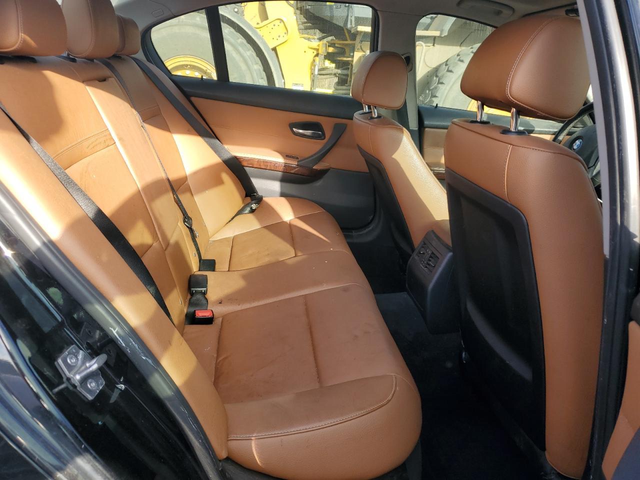 2011 BMW 3 SERIES