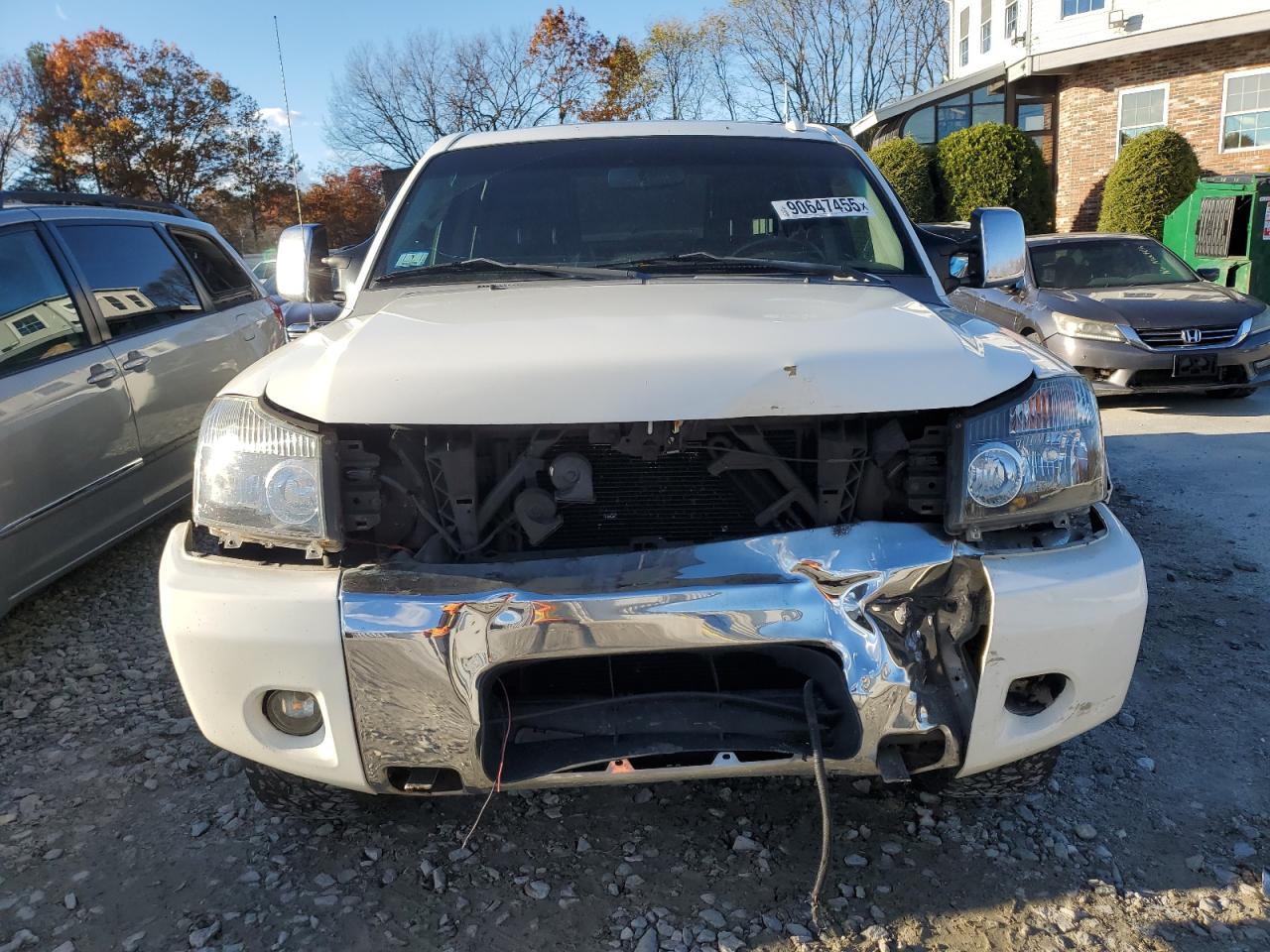 2011 NISSAN Titan