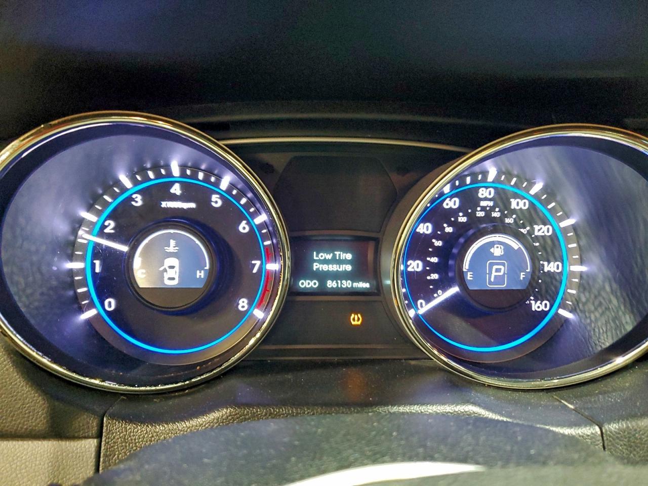 2013 HYUNDAI SONATA