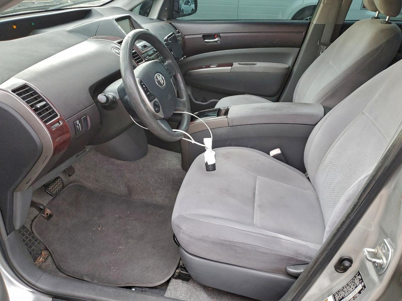 2004 TOYOTA PRIUS