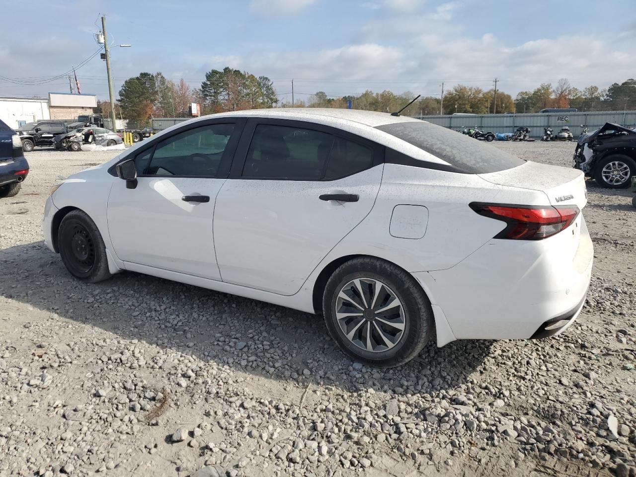 2020 NISSAN VERSA