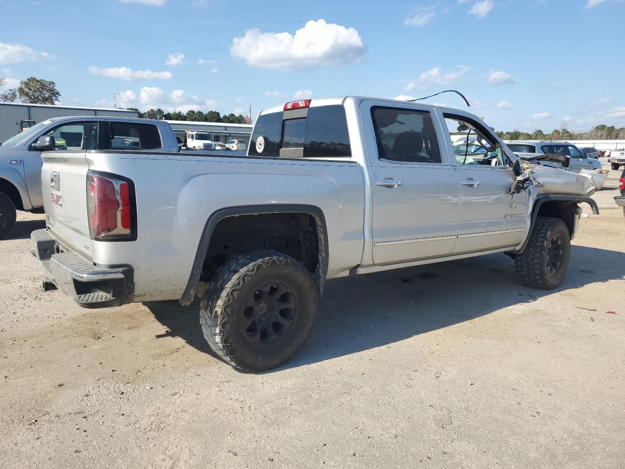 2017 GMC Sierra