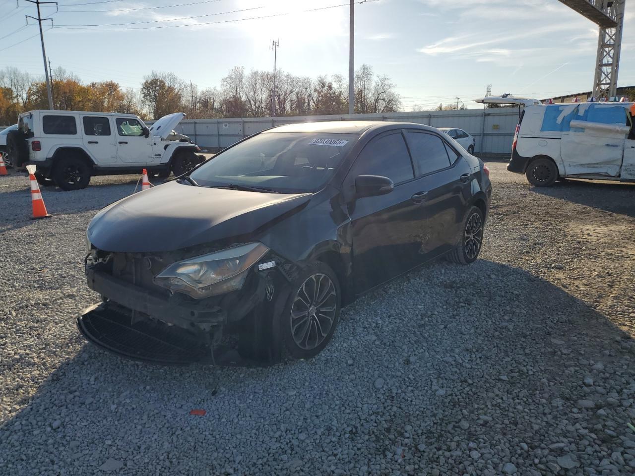 2015 TOYOTA COROLLA