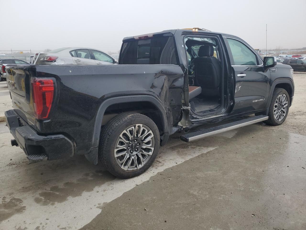2025 GMC Sierra