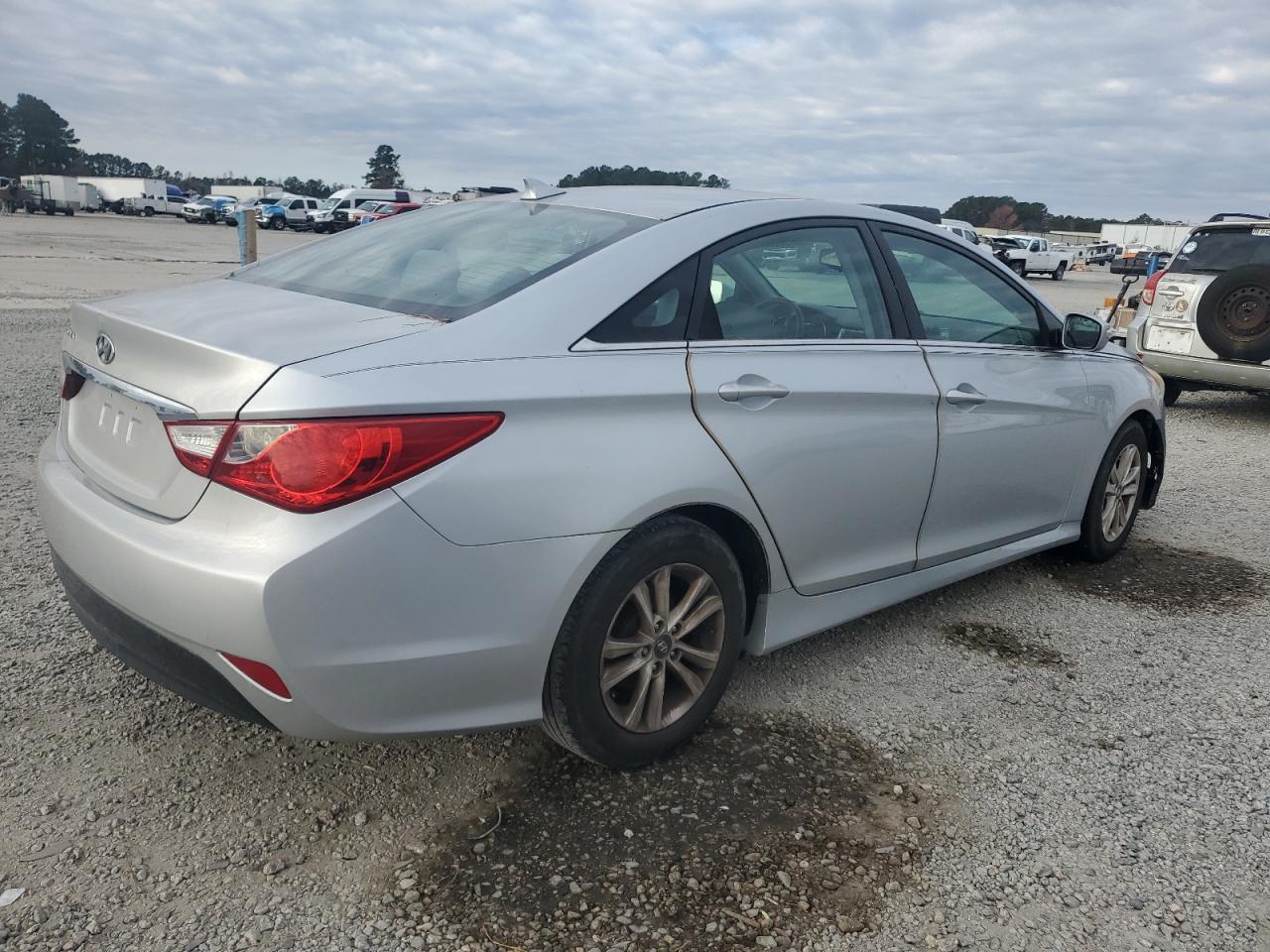 2014 HYUNDAI SONATA